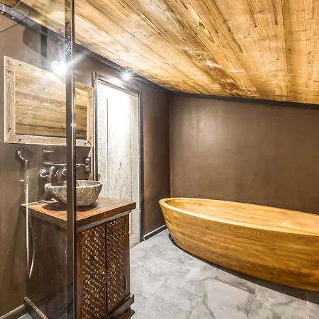 Chalet Carte Blanche Ubud *